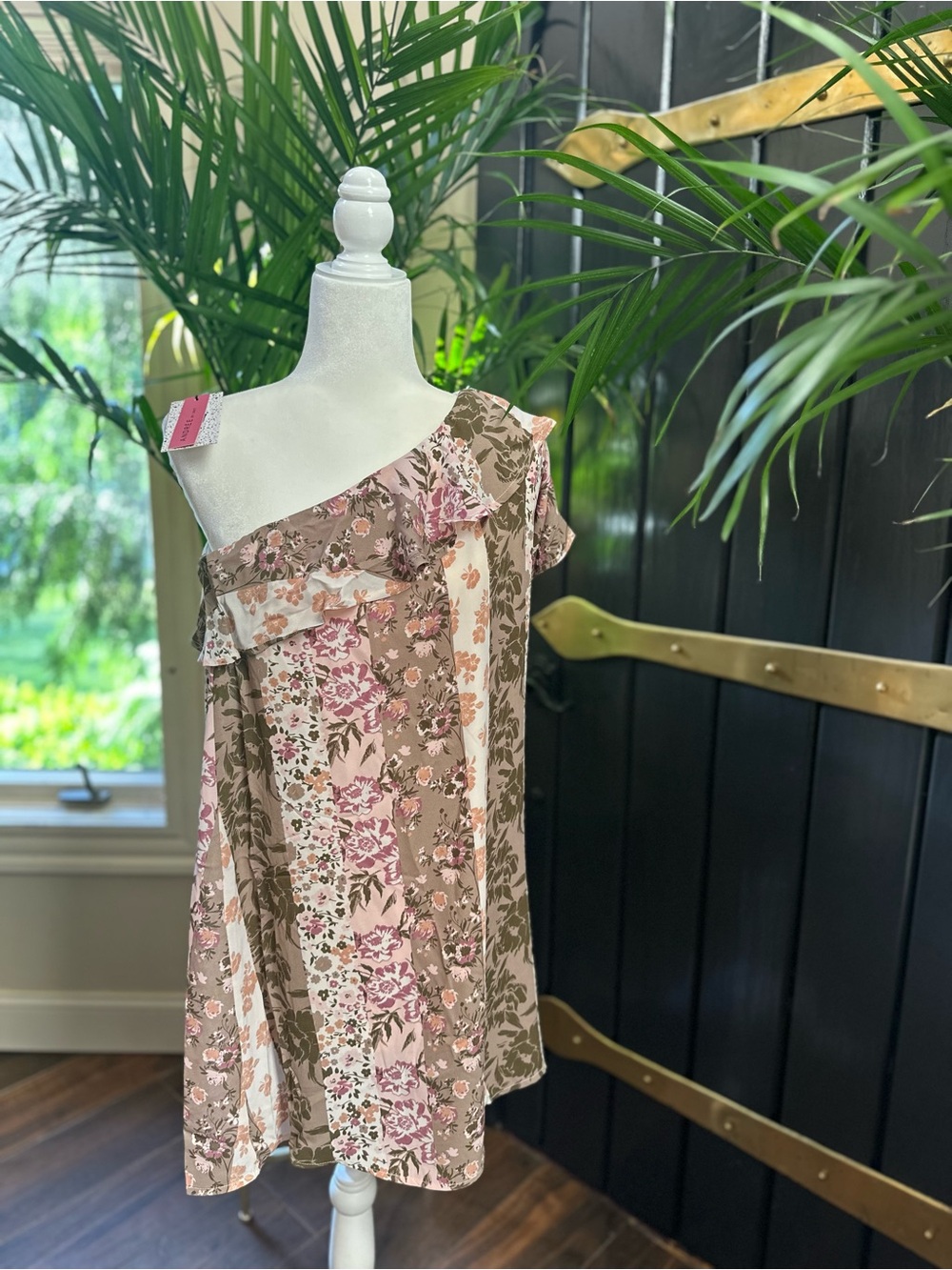 NWT ANDREE by UNIT Summer dress sundress Boho Chic one shoulder floral pink Sz M